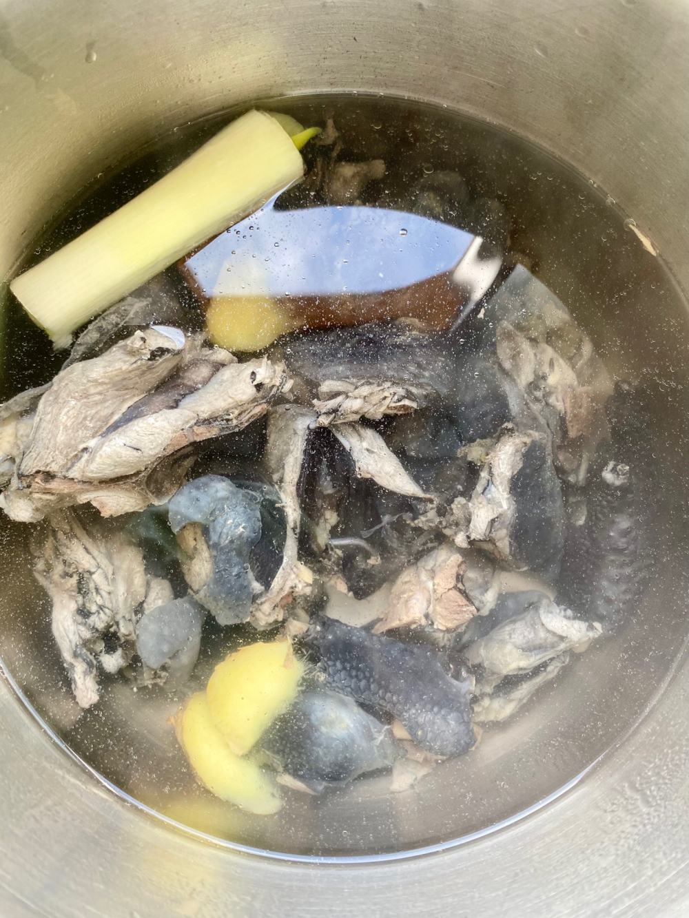 胡萝卜南瓜乌鸡汤