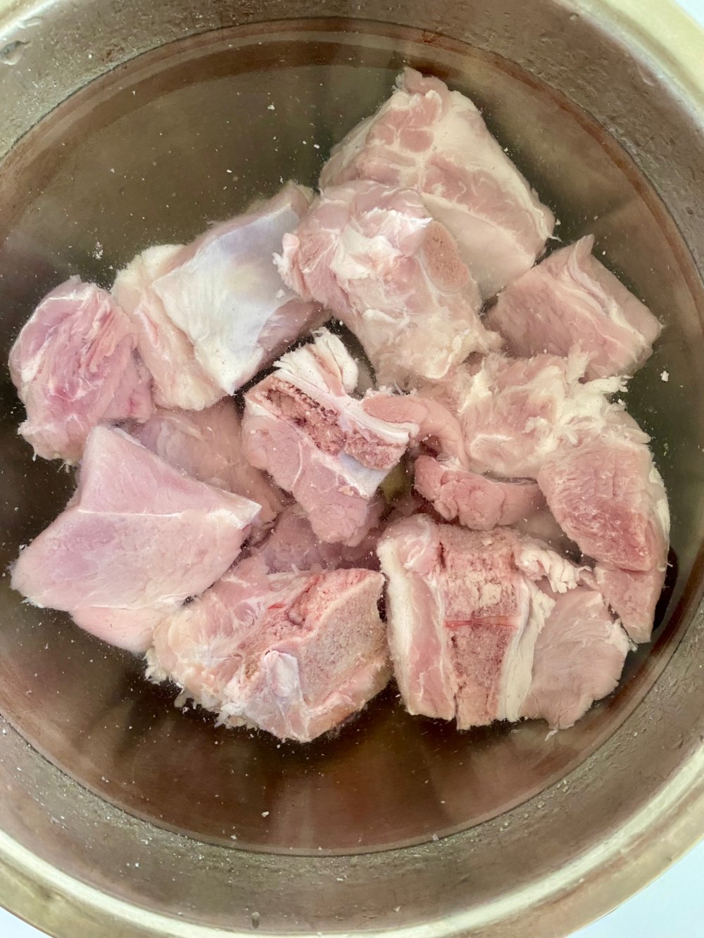 山药莲藕玉米排骨汤