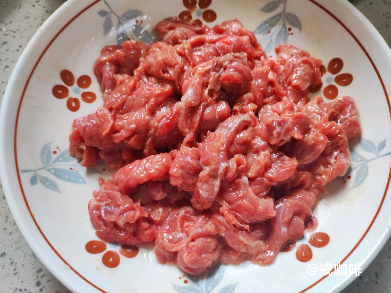 两碗饭打底｜小炒黄牛肉