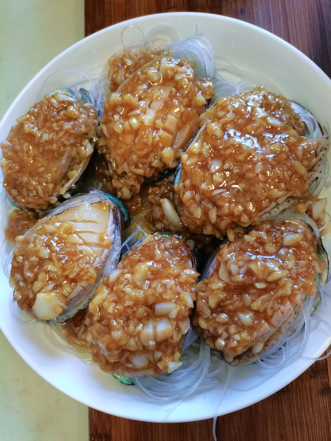 蒜蓉蒸鲍鱼