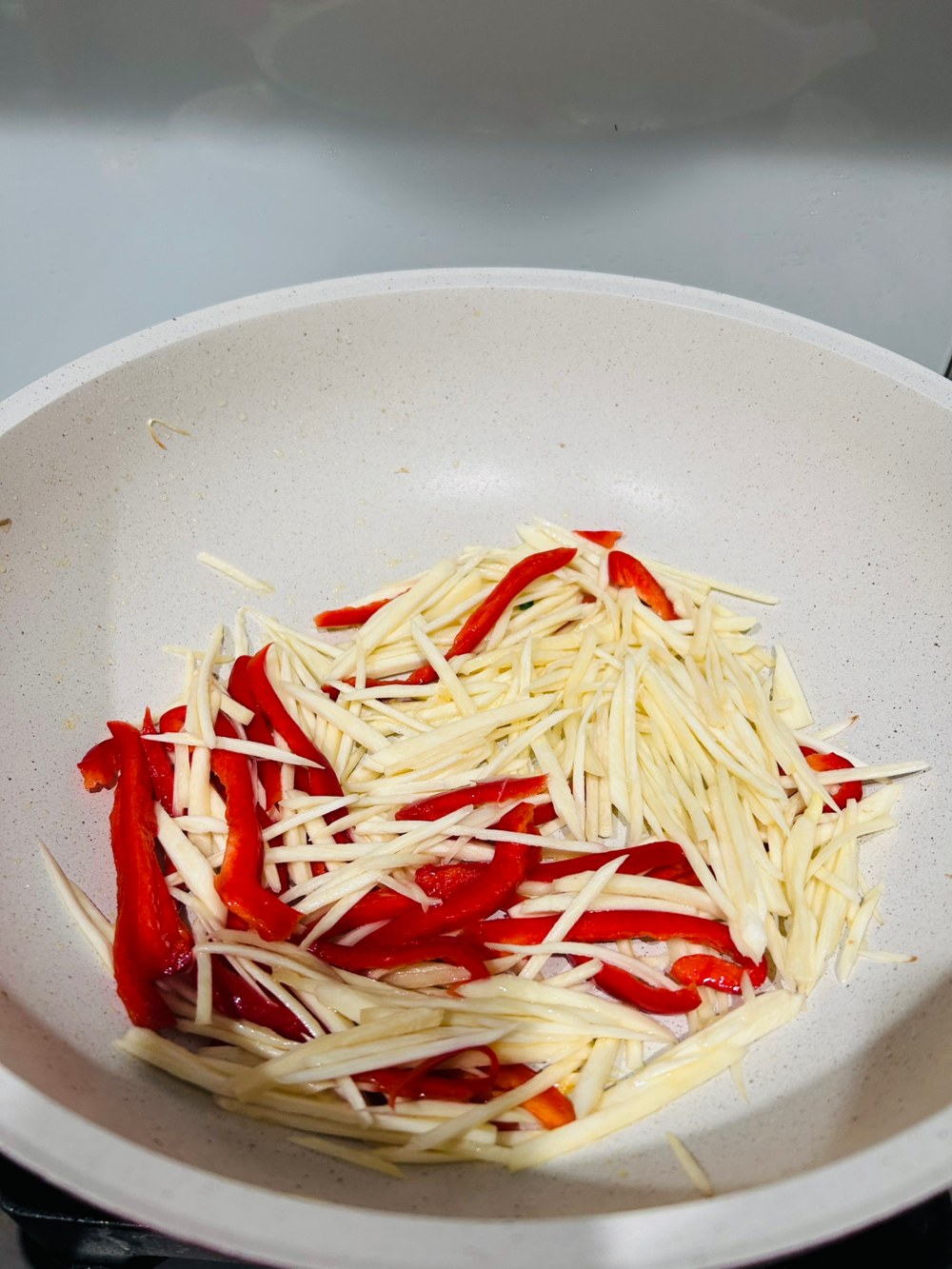 经典本帮菜 茭白鳝丝