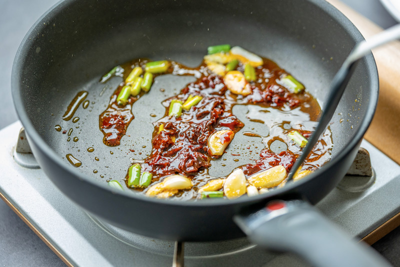 麻婆挪威青花鱼豆腐