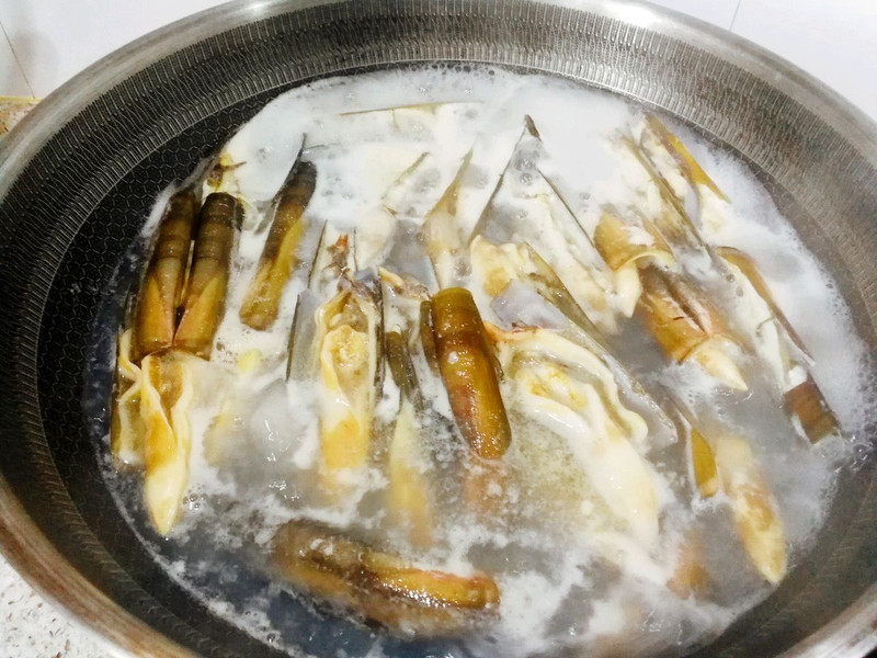 白灼秋葵竹节蛏