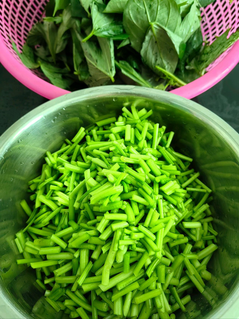 一学就会妈妈牌腌菜-红薯梗腌菜