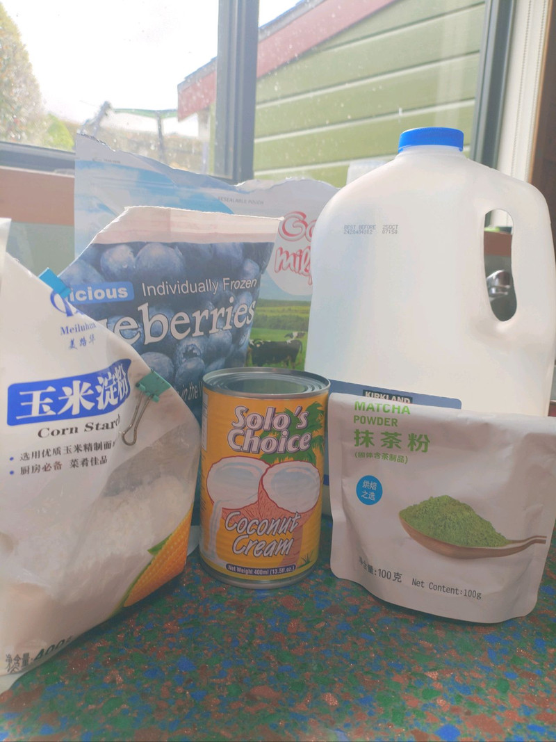 蓝莓芒果椰汁抹茶奶糕