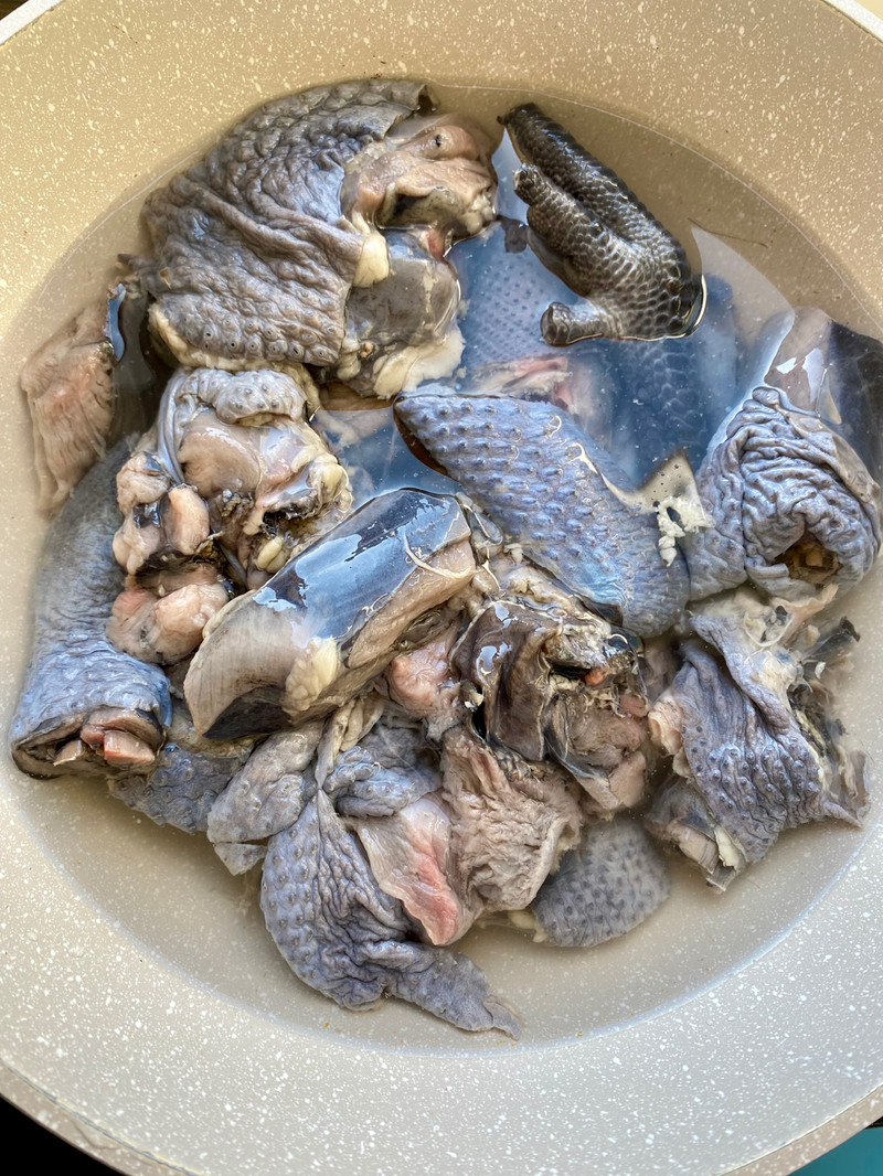 桂圆红枣乌鸡汤