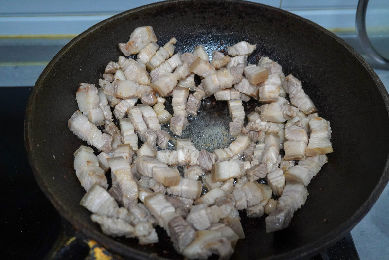 五花肉炖笋干