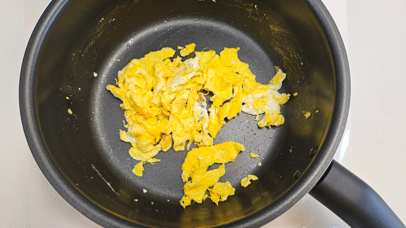 蟹味菇炒鸡蛋
