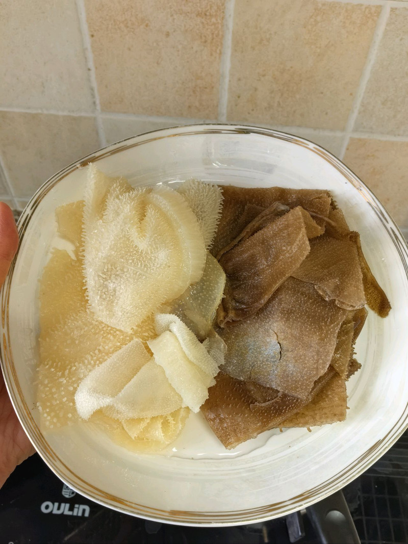 麻辣鲜香的毛血旺