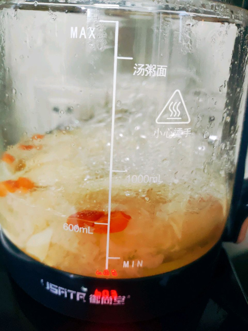 酥梨百合雪耳
