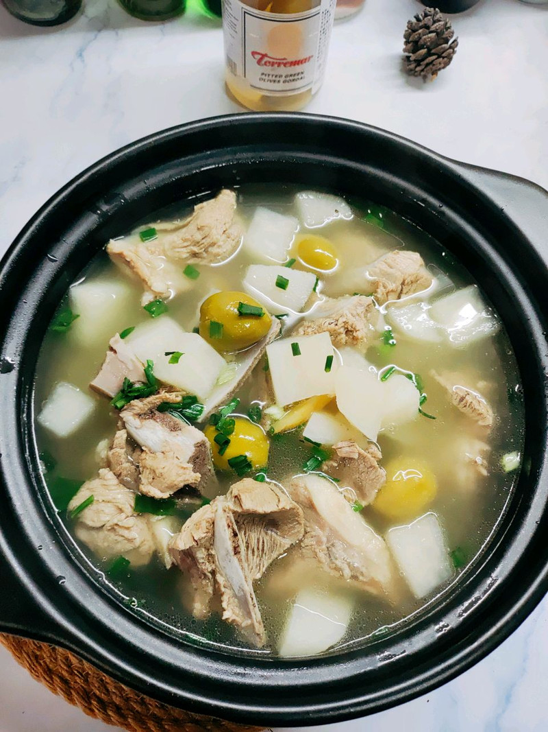 扇子骨炖萝卜青橄榄