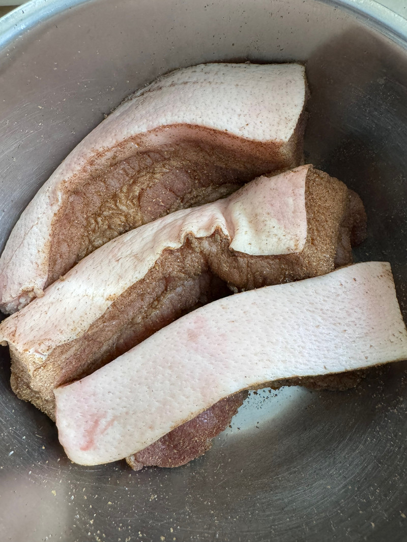 脆皮五花肉