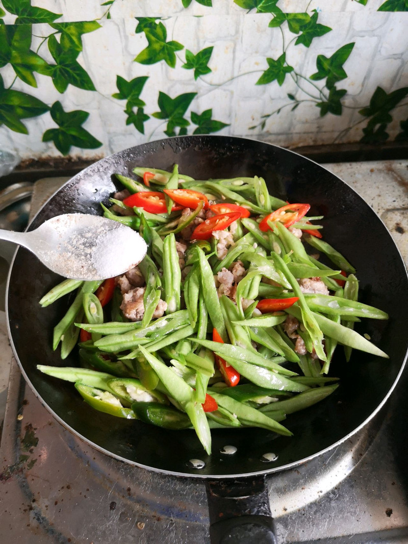超香辣椒肉沫四季豆