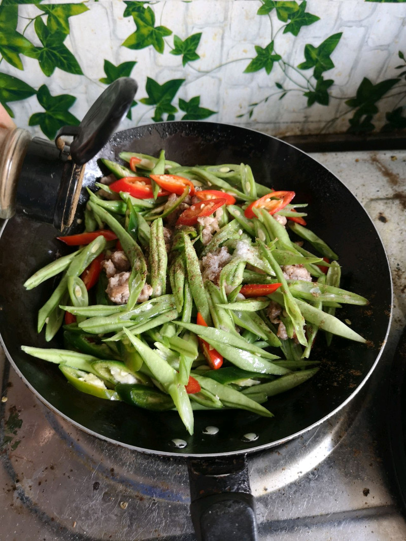 超香辣椒肉沫四季豆
