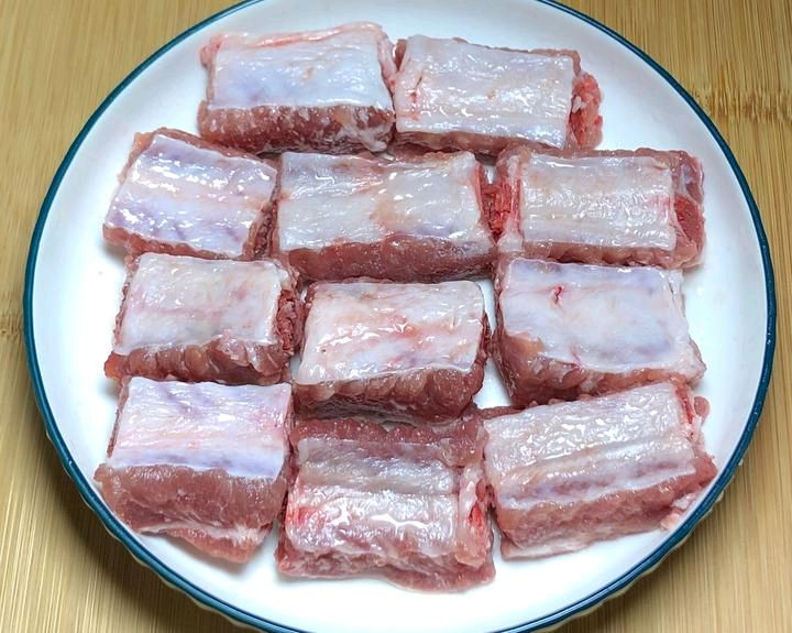 话梅排骨
