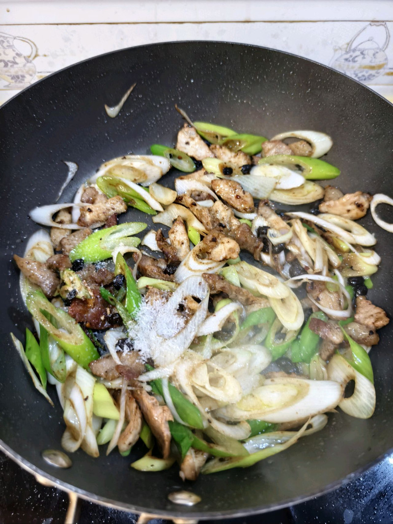 豆豉葱炒肉