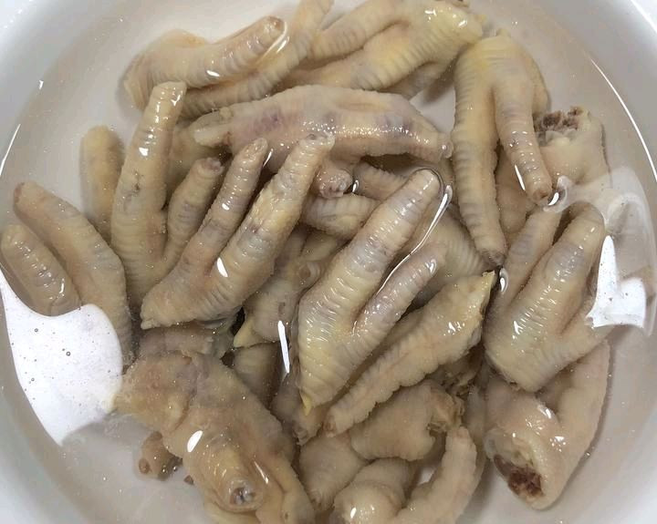 蒜香鸡爪