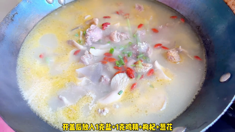 平菇番鸭汤