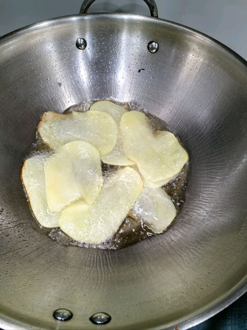 油炸孜然土豆片 油炸孜然土豆片