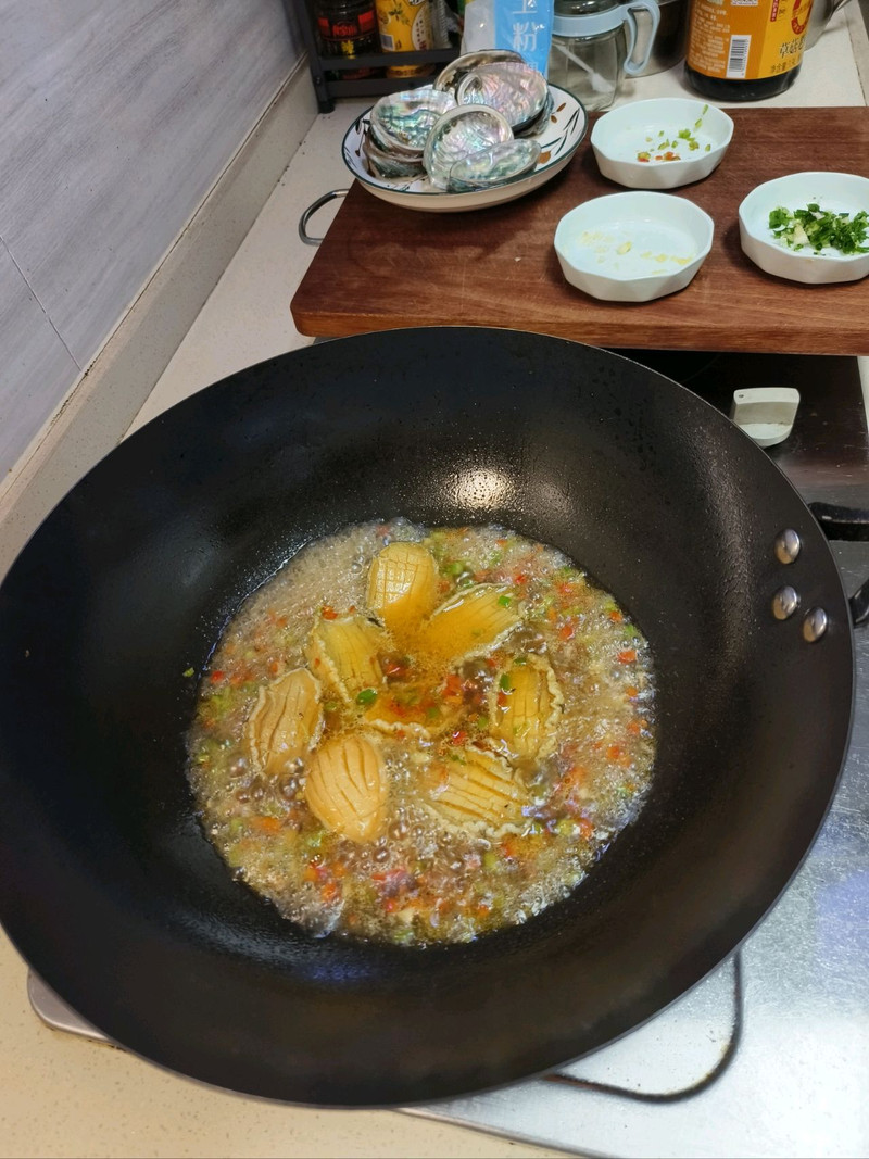 红烧鲍鱼