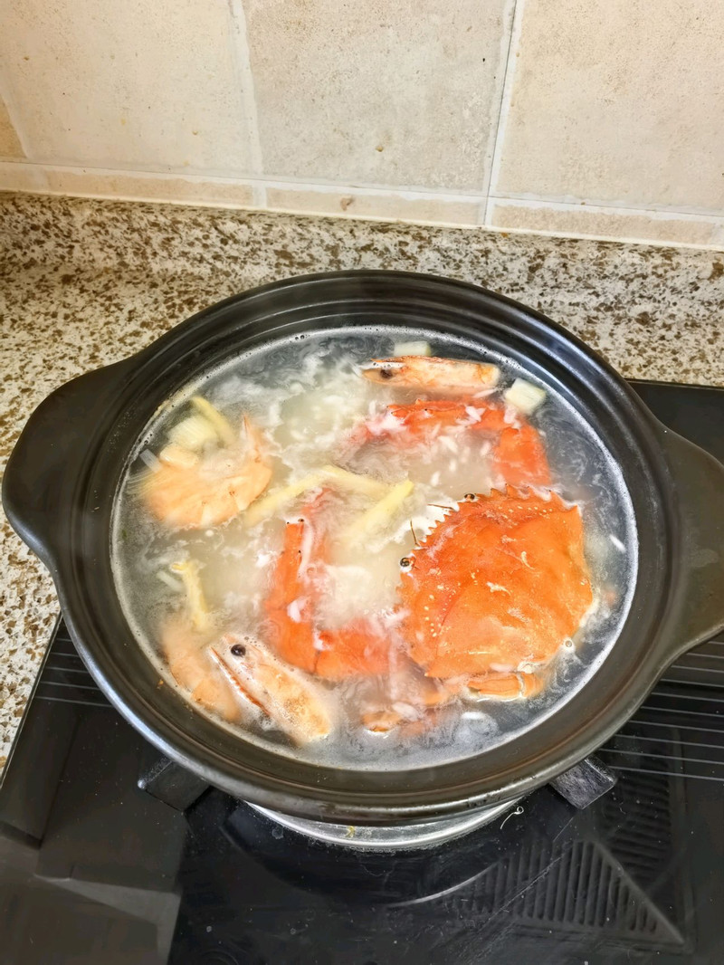 虾蟹砂锅粥