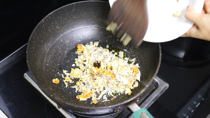 蟹粉豆腐