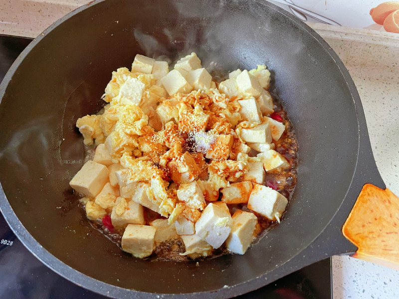 鸡蛋抱豆腐