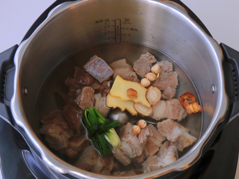 清炖牛肉汤