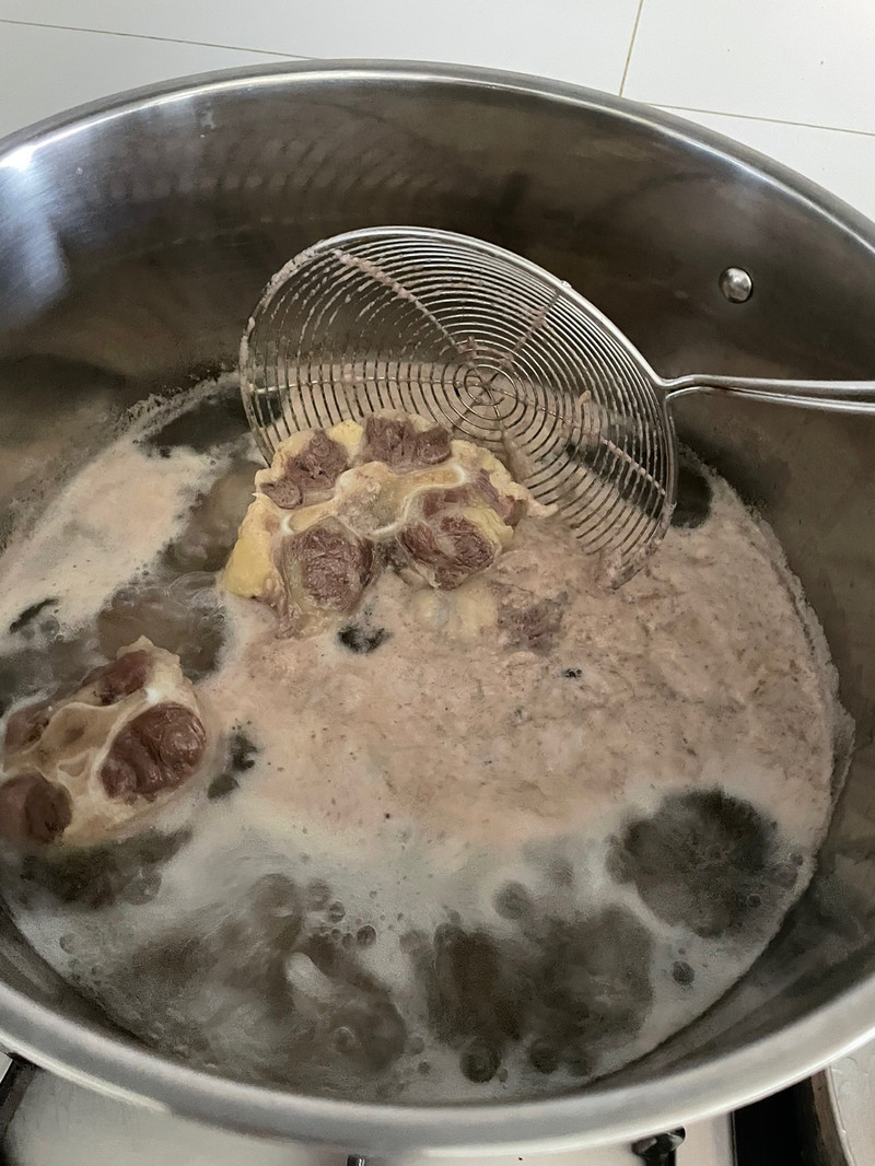番茄牛尾汤