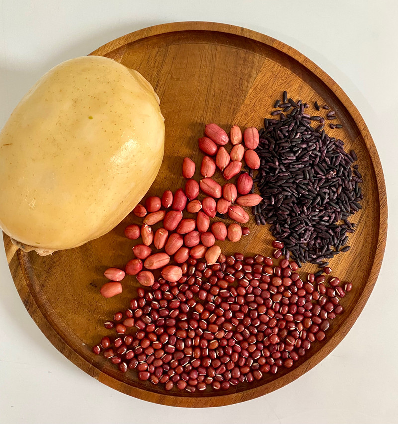 莲藕花生红豆粥 莲藕花生红豆粥