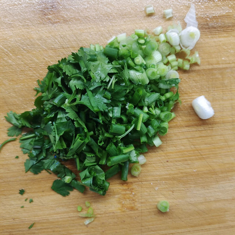麻辣鸭血金针菇