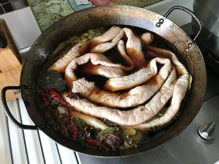卤大肠
