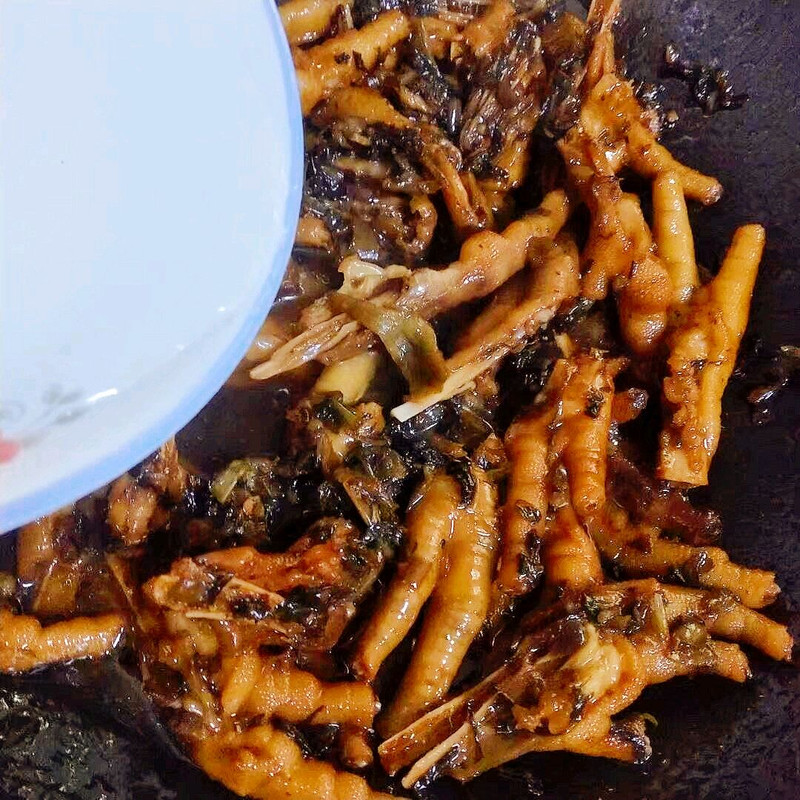 梅干菜鸡爪