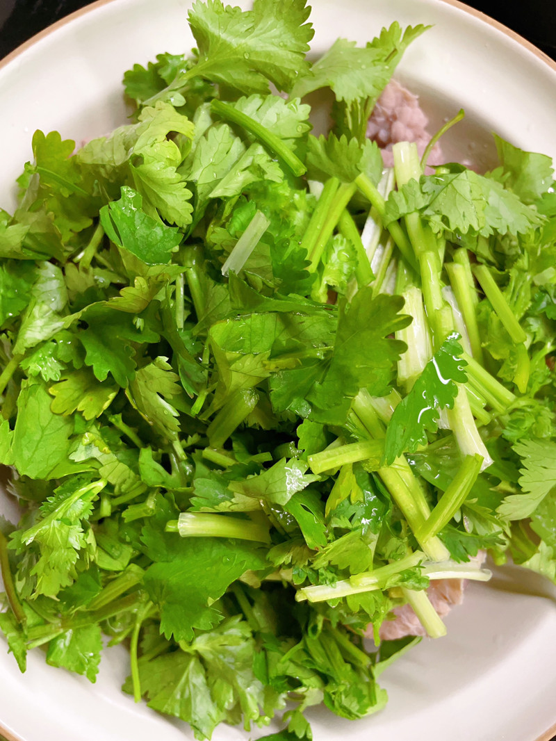 香菜拌牛肉