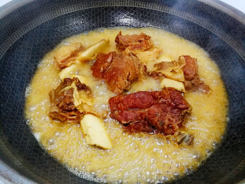 红焖牛肋骨
