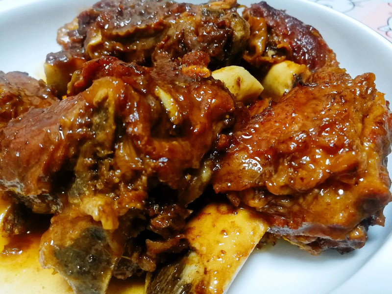 红焖牛肋骨
