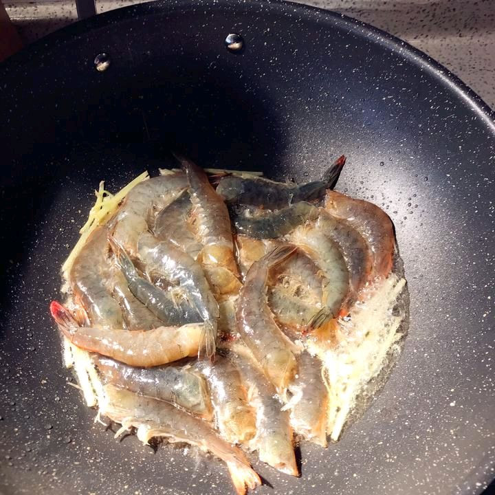 丝瓜鲜虾煲