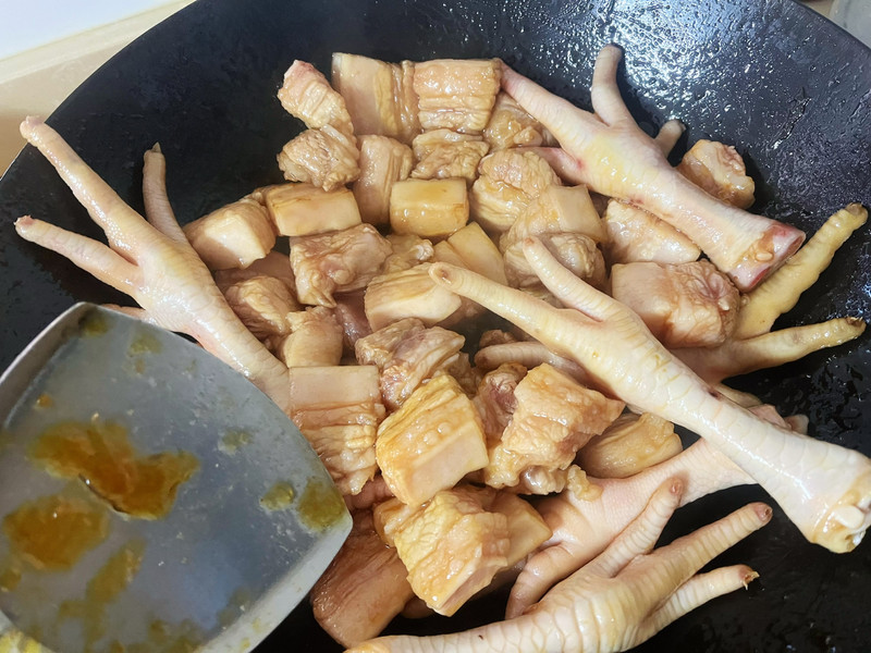 家宴硬菜—鲍鱼红烧肉