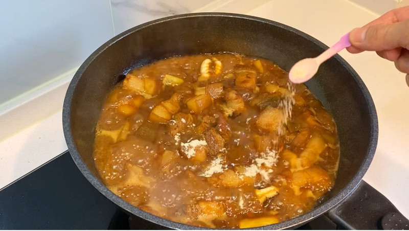鳗鱼红烧肉