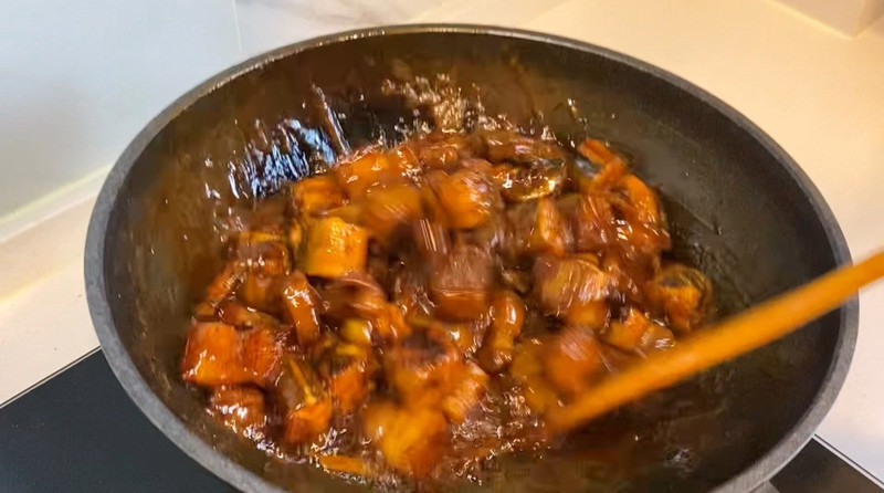 鳗鱼红烧肉
