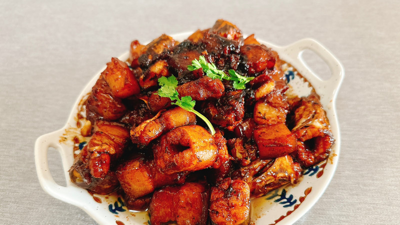 鳗鱼红烧肉
