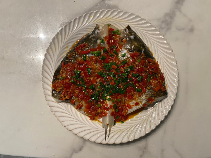 剁椒鱼头(经典湘菜)