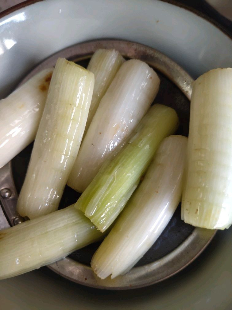 年夜饭的压轴菜---葱爆海参
