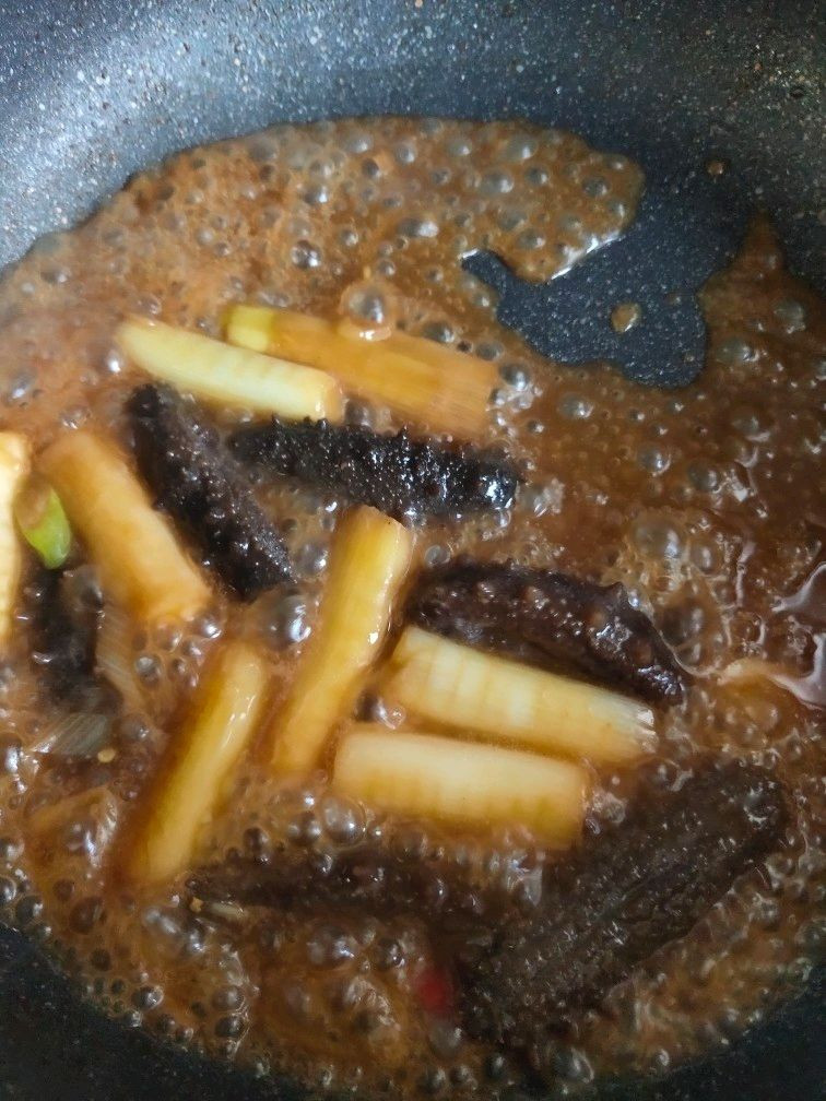 年夜饭的压轴菜---葱爆海参