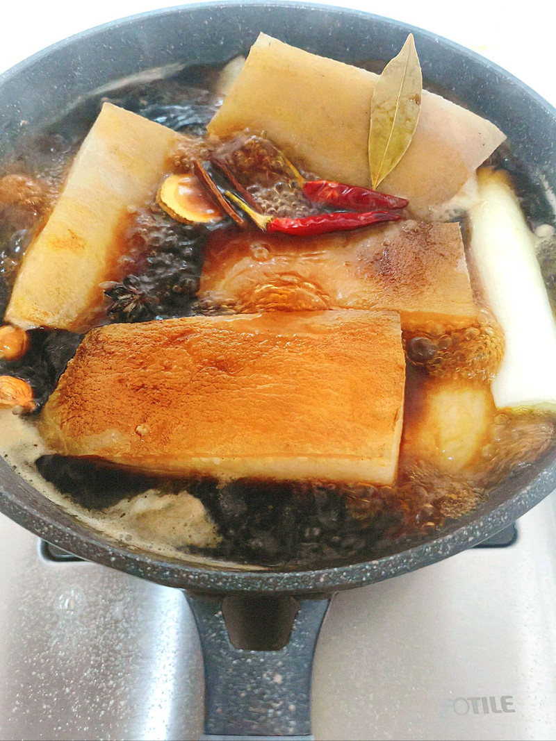 传统烧肉