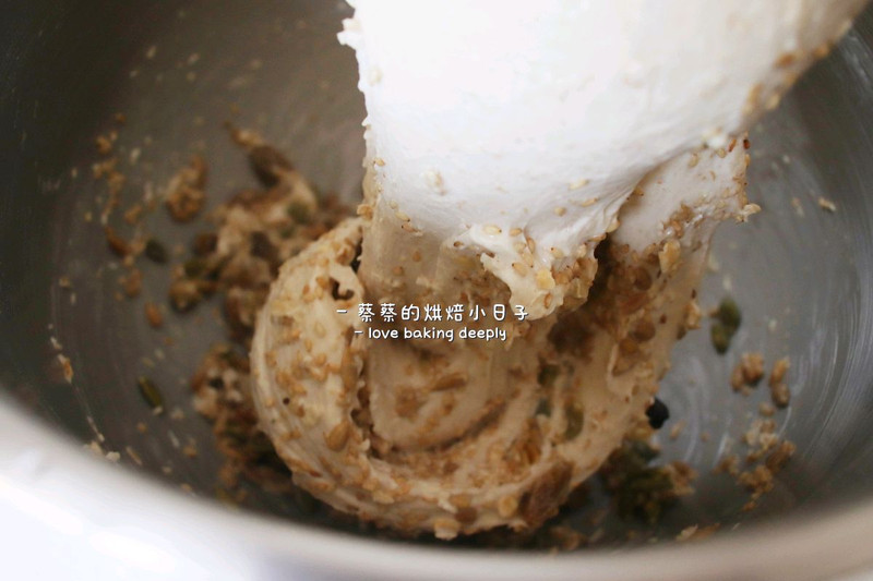 无油无糖谷物欧包