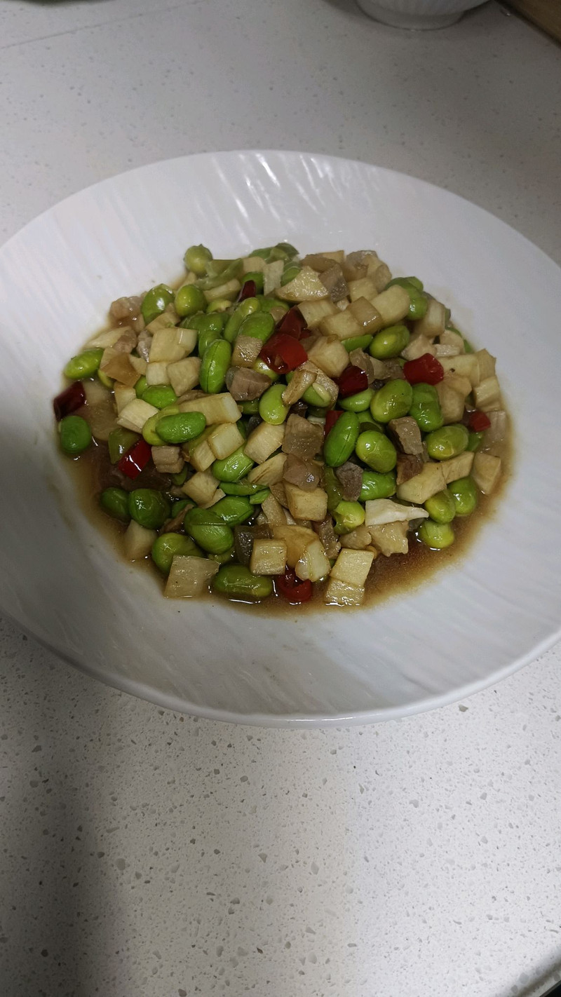 腊肉茭白毛豆双拼
