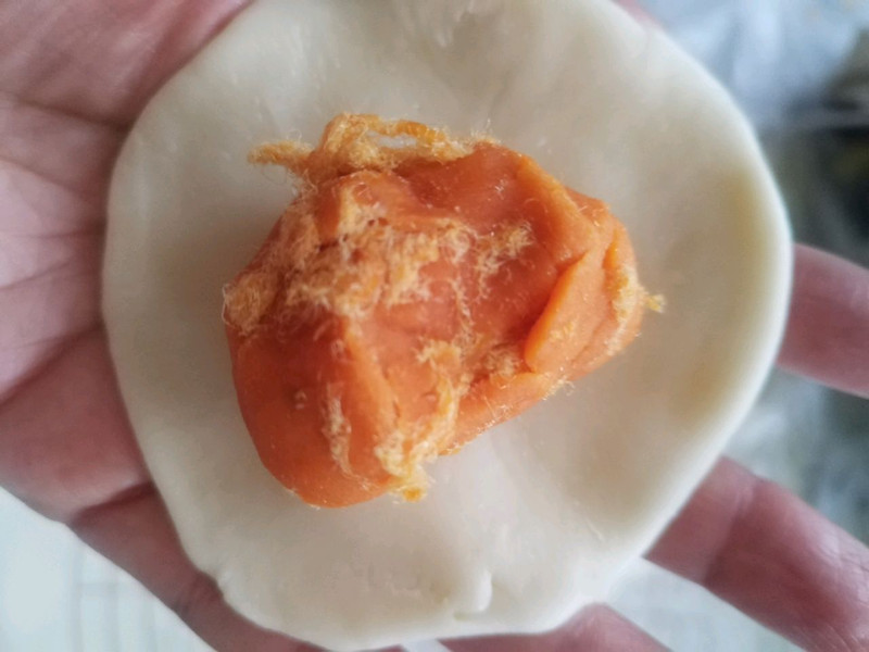 酥掉渣的奶黄肉松酥