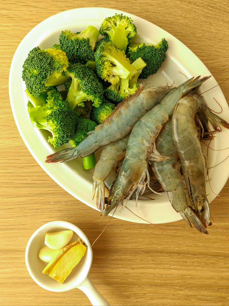 虾仁西兰花