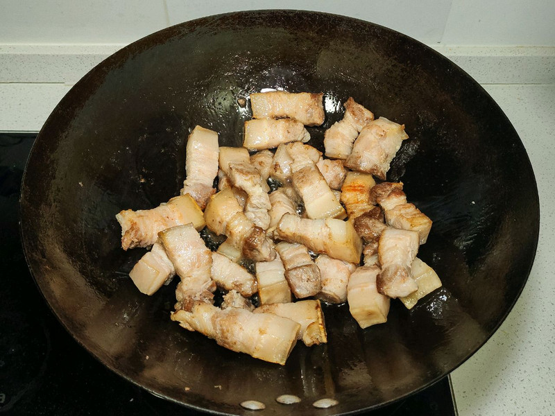 年夜饭红烧肉肥而不腻有技巧